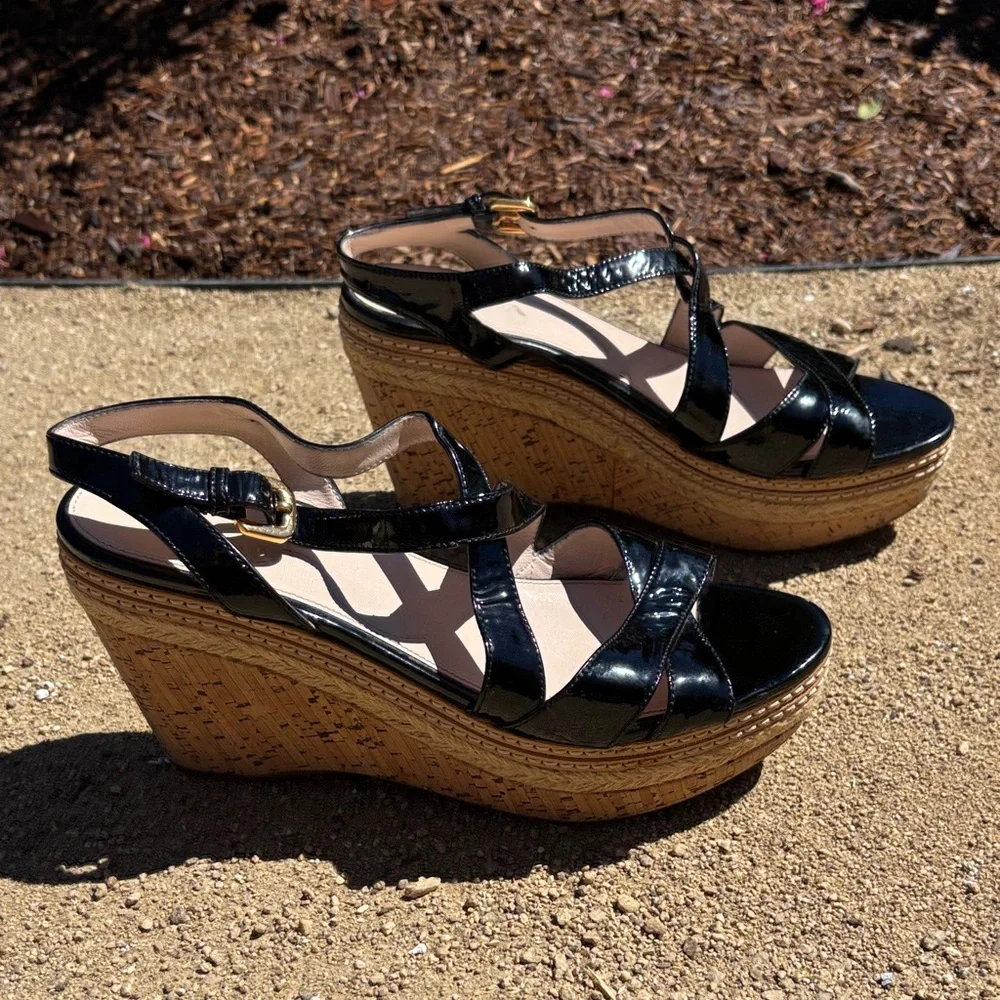 Prada elegant authentic
